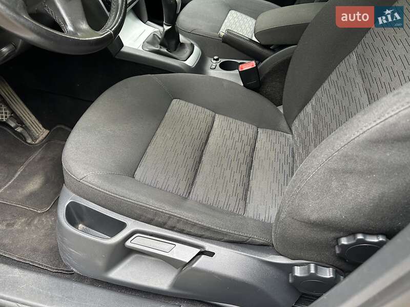 Універсал Skoda Octavia 2010 в Бродах