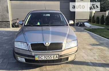 Лифтбек Skoda Octavia 2009 в Львове