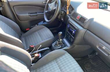 Универсал Skoda Octavia 2006 в Коростене