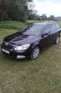 Універсал Skoda Octavia 2009 в Надвірній