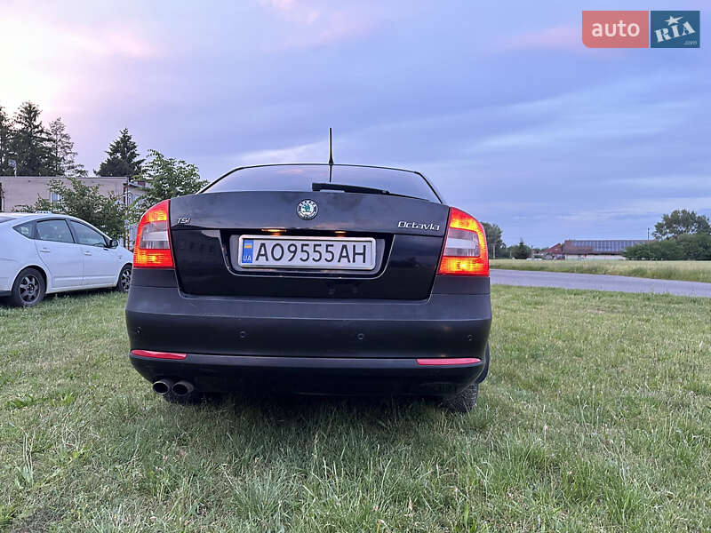 Лифтбек Skoda Octavia 2011 в Ужгороде