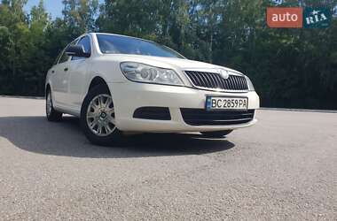 Универсал Skoda Octavia 2010 в 