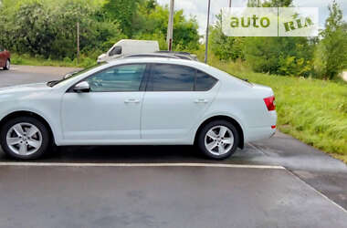 Лифтбек Skoda Octavia 2014 в 