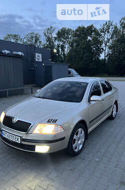 Ліфтбек Skoda Octavia 2005 в Івано-Франківську