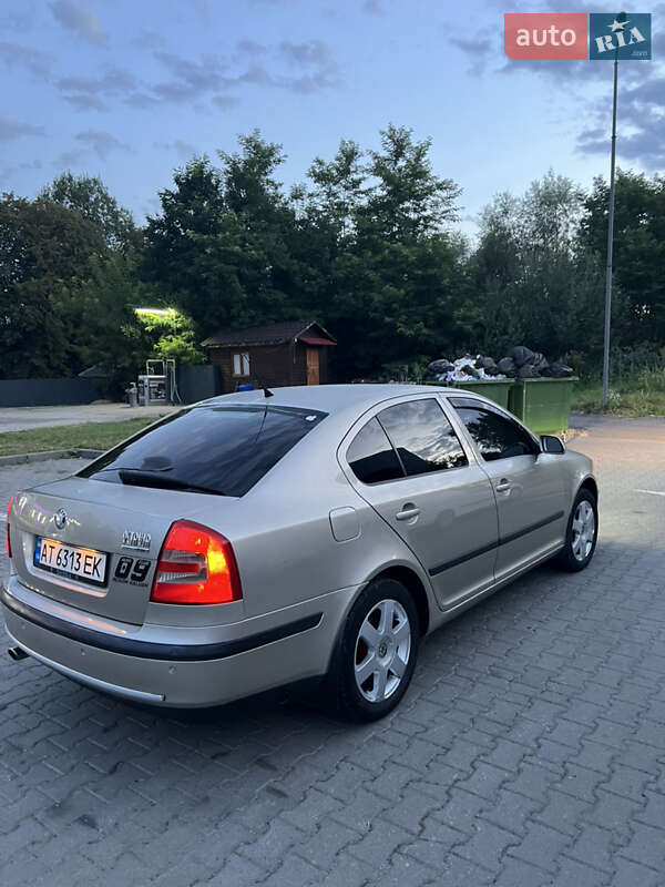 Ліфтбек Skoda Octavia 2005 в Івано-Франківську