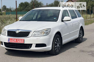 Універсал Skoda Octavia 2009 в Радивиліві