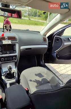 Универсал Skoda Octavia 2012 в Стрые