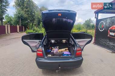 Лифтбек Skoda Octavia 1999 в 