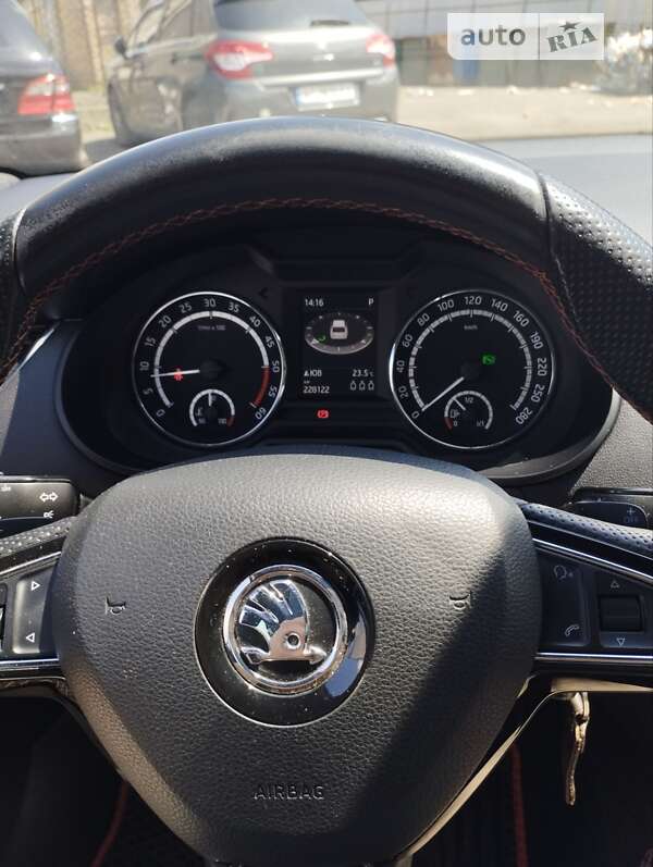 Универсал Skoda Octavia 2015 в Нововолынске фото 2 Универсал Skoda Octavia 2015 в Нововолынске