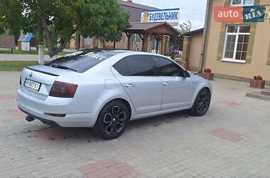 Лифтбек Skoda Octavia 2014 в 
