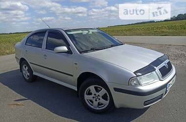 Лифтбек Skoda Octavia 2003 в Сумах