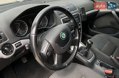 Універсал Skoda Octavia 2012 в 