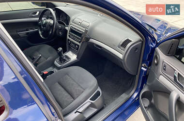 Універсал Skoda Octavia 2012 в 