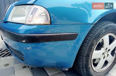 Лифтбек Skoda Octavia 2003 в 