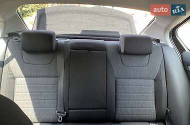 Лифтбек Skoda Octavia 2013 в 