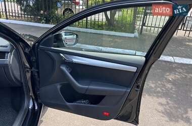 Лифтбек Skoda Octavia 2013 в 