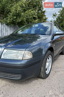 Універсал Skoda Octavia 2004 в Охтирці