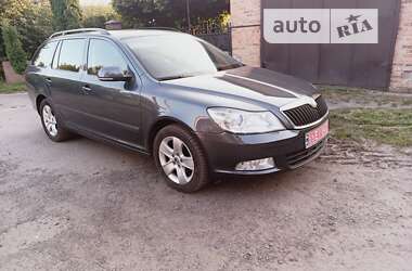 Универсал Skoda Octavia 2010 в Луцке