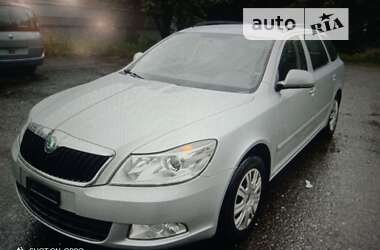 Универсал Skoda Octavia 2011 в Полтаве