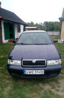 Лифтбек Skoda Octavia 1998 в Голобах