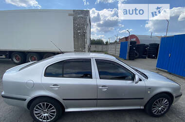 Лифтбек Skoda Octavia 2003 в Киеве