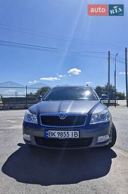 Универсал Skoda Octavia 2011 в 