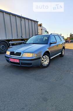 Универсал Skoda Octavia 2004 в Сарнах