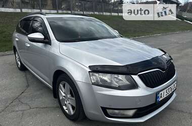 Универсал Skoda Octavia 2013 в Обухове