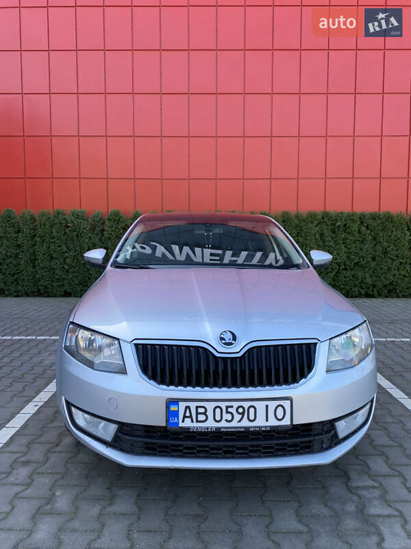 Лифтбек Skoda Octavia 2015 в Виннице
