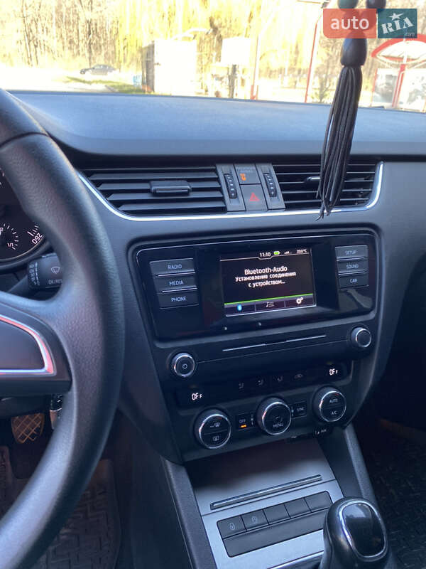 Лифтбек Skoda Octavia 2015 в Виннице