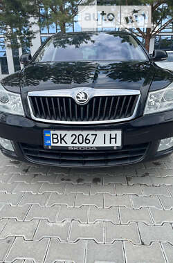 Универсал Skoda Octavia 2009 в Ровно