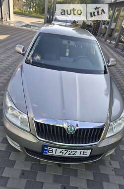 Лифтбек Skoda Octavia 2012 в 