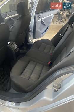 Лифтбек Skoda Octavia 2012 в 