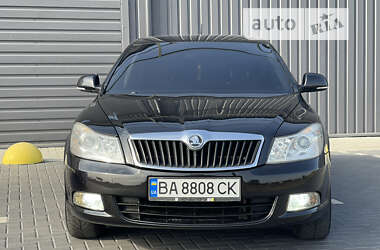 Лифтбек Skoda Octavia 2012 в Кропивницком