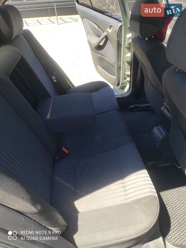 Лифтбек Skoda Octavia 2001 в Коростышеве