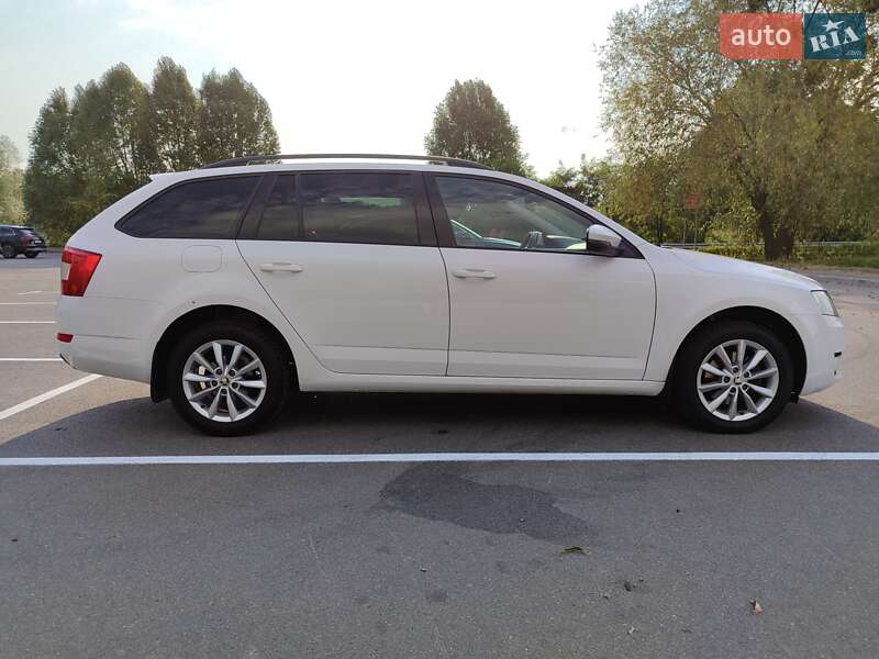 Универсал Skoda Octavia 2017 в Буче