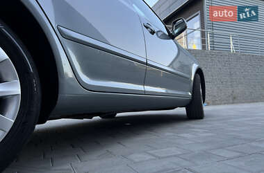 Ліфтбек Skoda Octavia 2012 в 