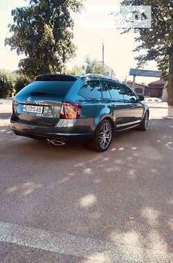 Универсал Skoda Octavia 2015 в Первомайске