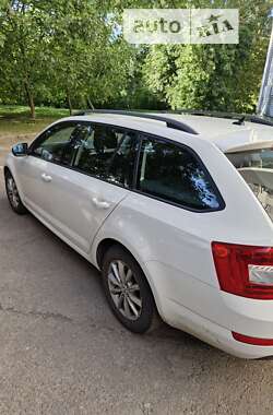 Універсал Skoda Octavia 2016 в Житомирі