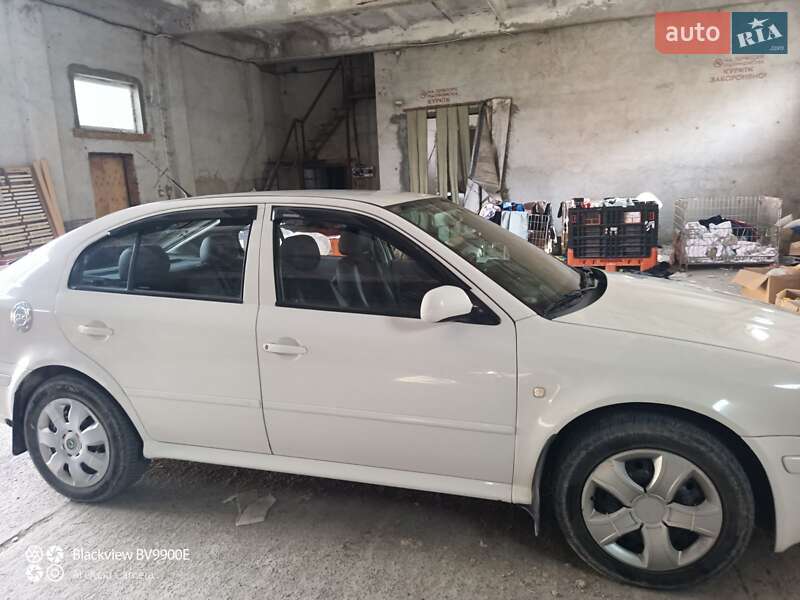 Ліфтбек Skoda Octavia 2002 в Бережанах