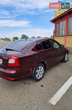 Лифтбек Skoda Octavia 2011 в 