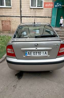 Лифтбек Skoda Octavia 2008 в 