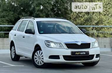 Универсал Skoda Octavia 2010 в Киеве