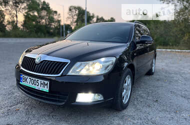 Универсал Skoda Octavia 2009 в Ровно