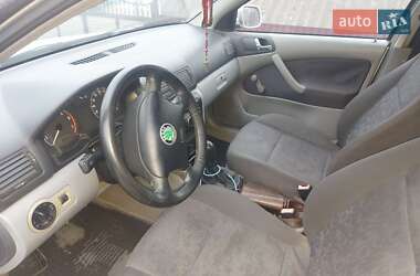 Лифтбек Skoda Octavia 1999 в 