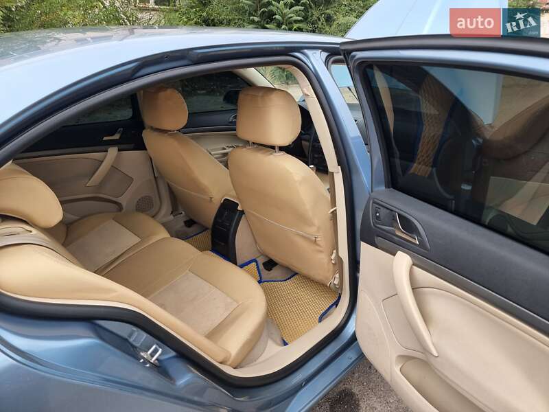 Лифтбек Skoda Octavia 2007 в Запорожье