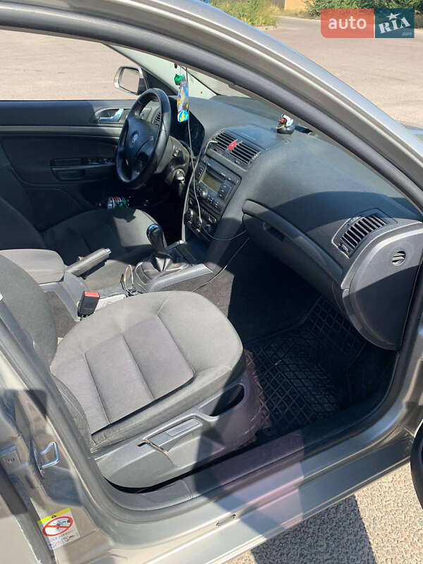 Ліфтбек Skoda Octavia 2007 в Дніпрі