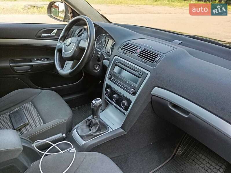 Универсал Skoda Octavia 2011 в Борзне