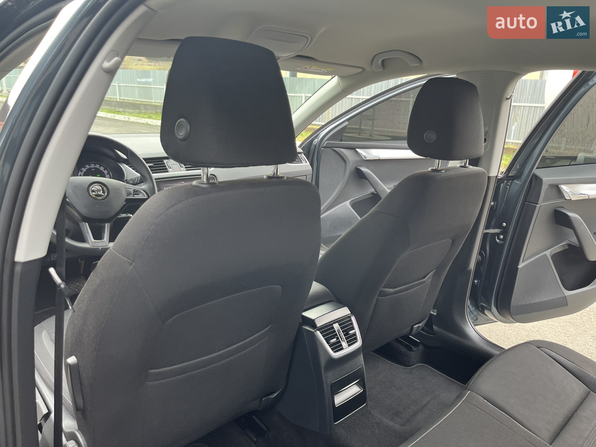 2019 Skoda Octavia - мініатюра 88