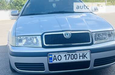 Ліфтбек Skoda Octavia 2003 в Ужгороді